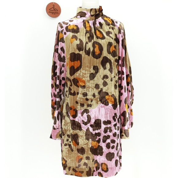 Anthropologie Dresses & Skirts - Anthropologie Layla Leopard Crushed Velvet Mini Dress Size 8 Balloon Sleeves